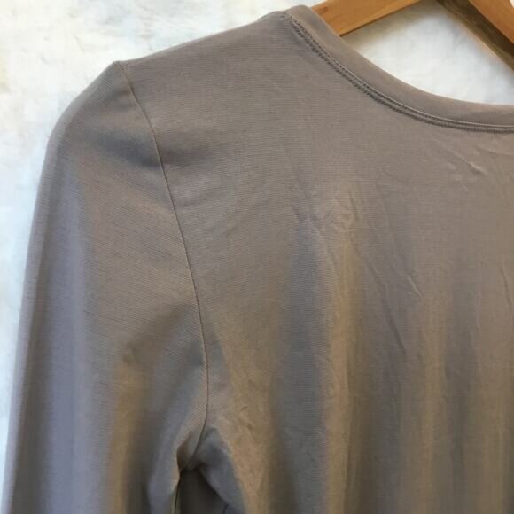 BCBGMAXZRIA Gray Long Sleeve Layer Top - Picture 10 of 11